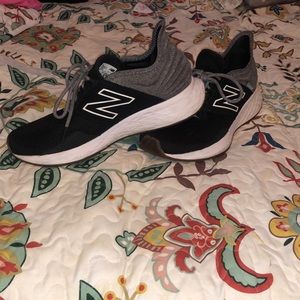 New balance roav tennis shoes